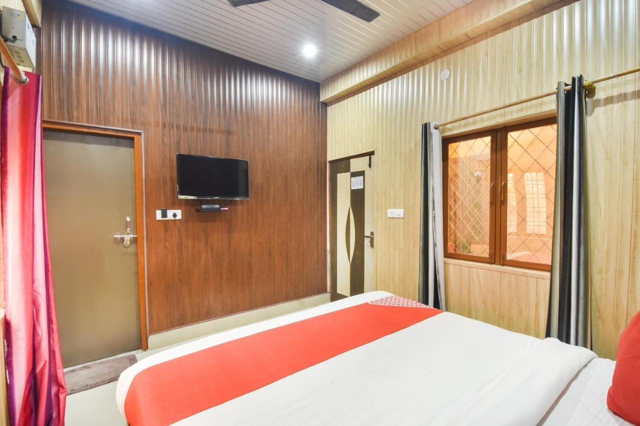 Oyo Flagship Yuvraj Inn Rajpur Bagian luar foto